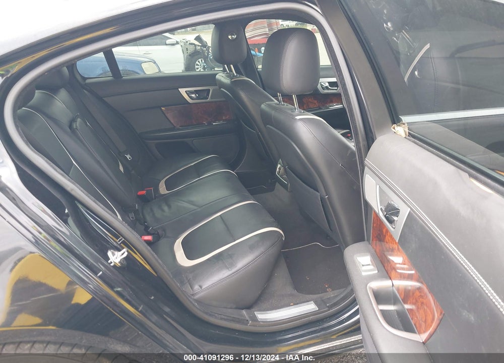 2013 JAGUAR XF V6 SC VIN: SAJWA0E71D8S70781
