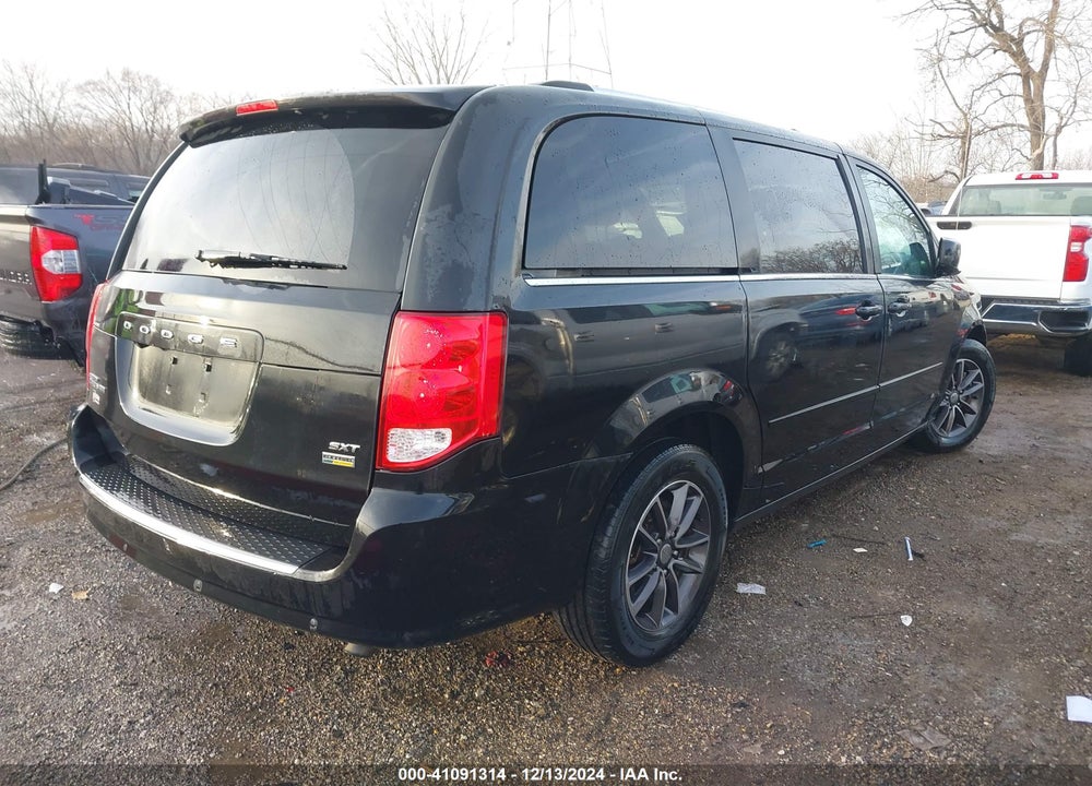 2017 DODGE GRAND CARAVAN SXT VIN: 2C4RDGCG4HR713644