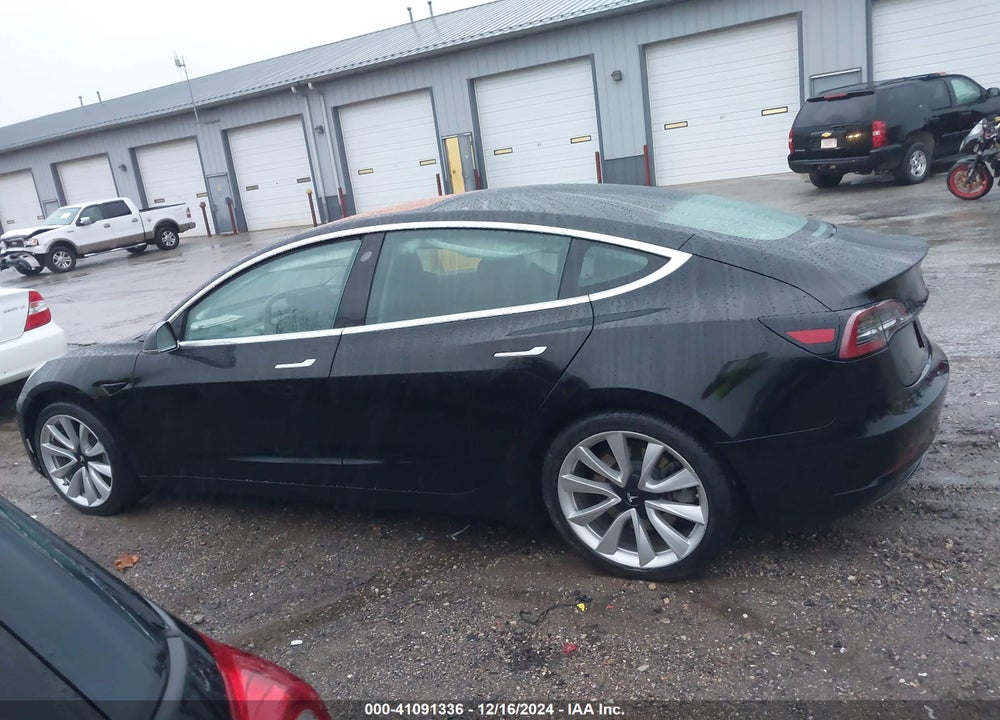 2019 TESLA MODEL 3 VIN: 5YJ3E1EB5KF194091