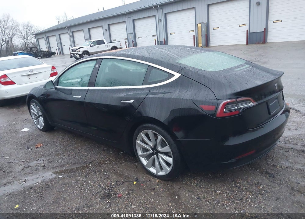 2019 TESLA MODEL 3 VIN: 5YJ3E1EB5KF194091