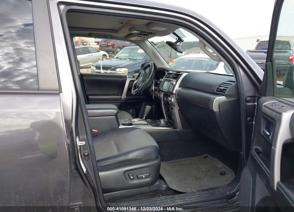 2017 TOYOTA 4RUNNER VIN: JTEBU5JR0H5407916