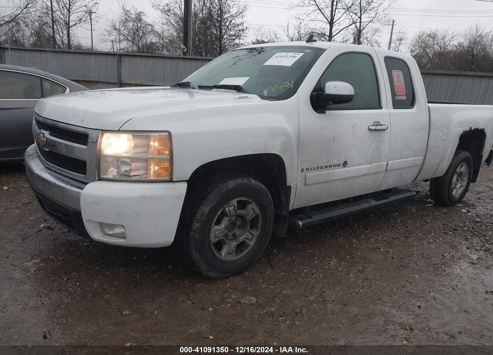 2007 CHEVROLET SILVERADO 1500 LT1 VIN: 2GCEC19J471632867