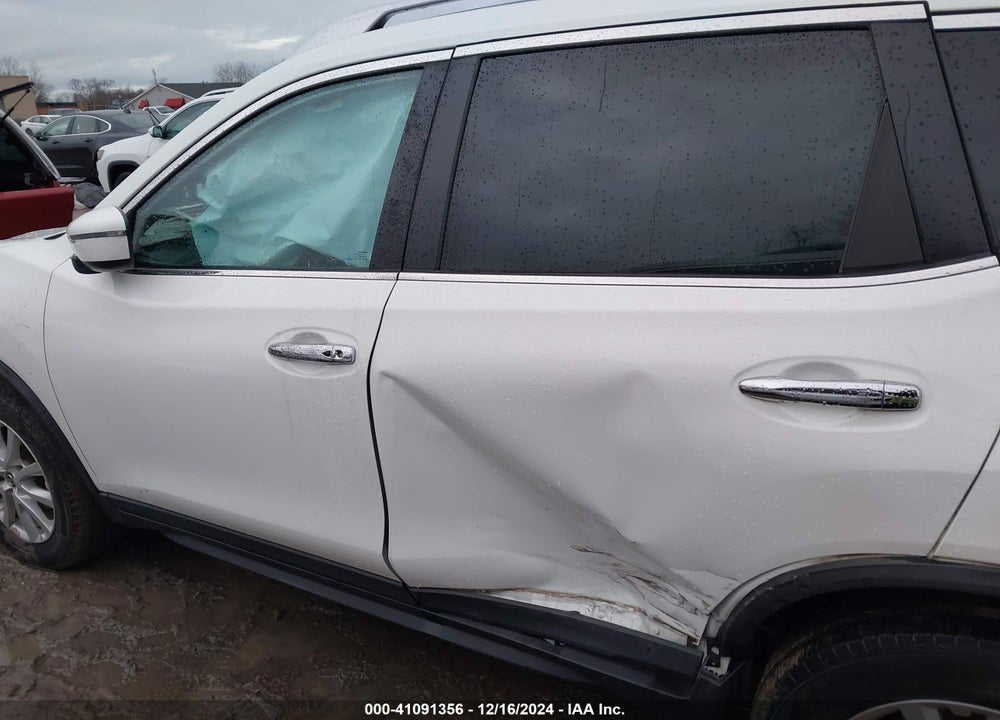 2017 NISSAN ROGUE SV VIN: KNMAT2MT9HP593646