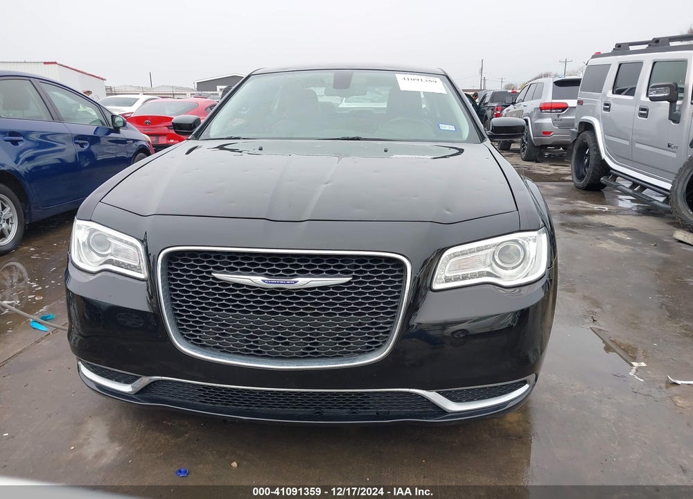 2019 CHRYSLER 300 VIN: 2C3CCAAG1KH542524
