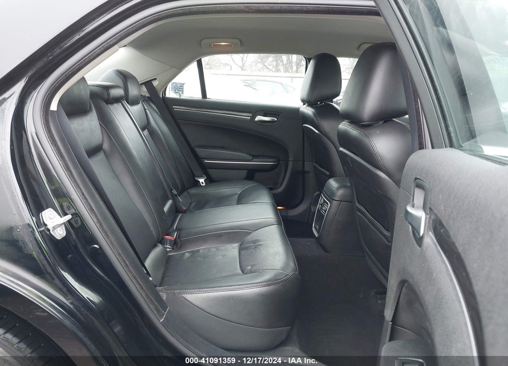 2019 CHRYSLER 300 VIN: 2C3CCAAG1KH542524