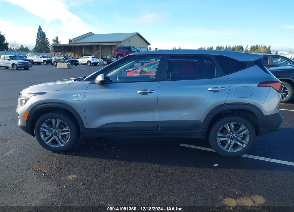 2021 KIA SELTOS LX VIN: KNDEPCAA3M7225049