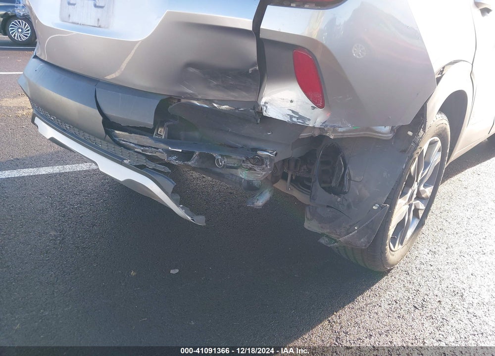 2021 KIA SELTOS LX VIN: KNDEPCAA3M7225049