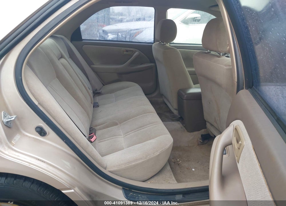 1999 TOYOTA CAMRY CE VIN: 4T1BG22K4XU464289