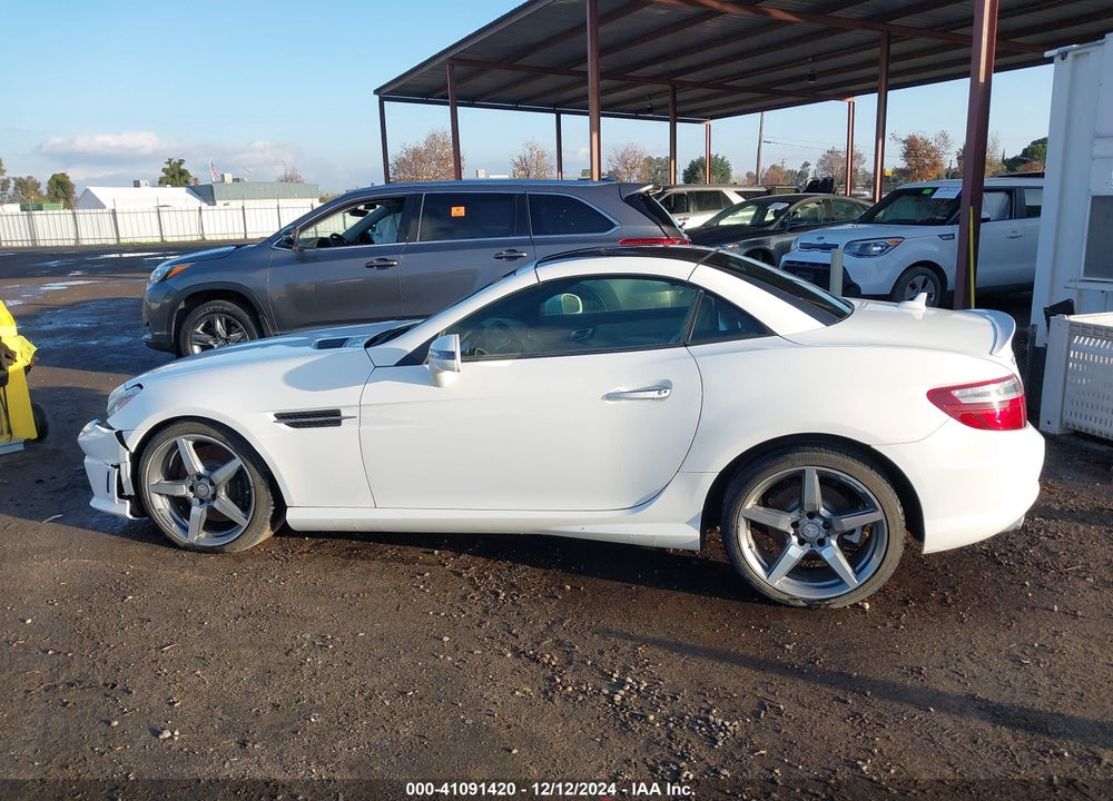 2015 MERCEDES-BENZ SLK 250 VIN: WDDPK4HA8FF111565