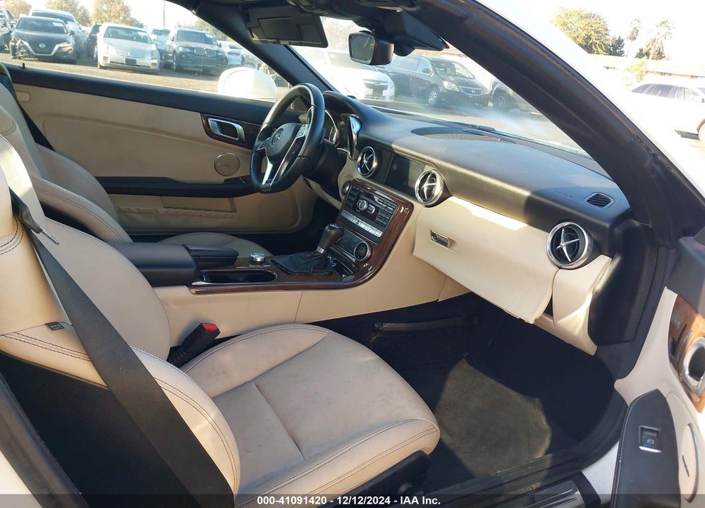 2015 MERCEDES-BENZ SLK 250 VIN: WDDPK4HA8FF111565