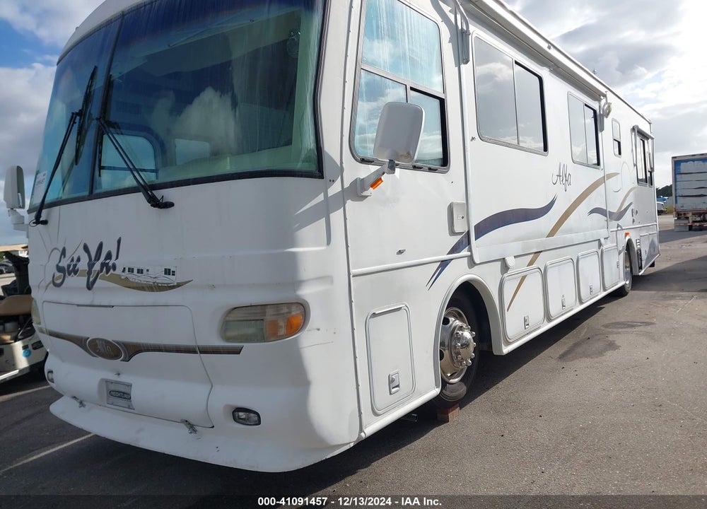 2004 FREIGHTLINER CHASSIS X LINE MOTOR HOME VIN: 4UZAAHAK24CM89260