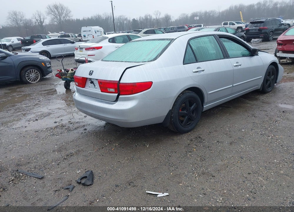 2005 HONDA ACCORD 2.4 EX VIN: 1HGCM56705A049513