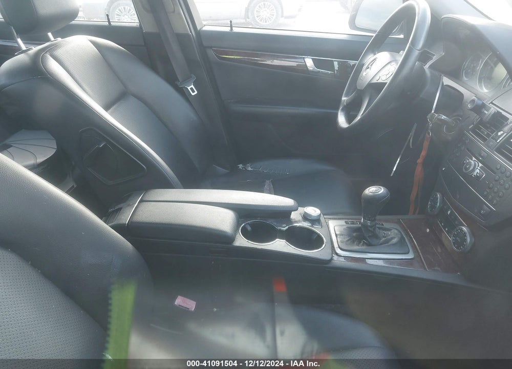 2009 MERCEDES-BENZ C 300 VIN: WDDGF81X29F214897