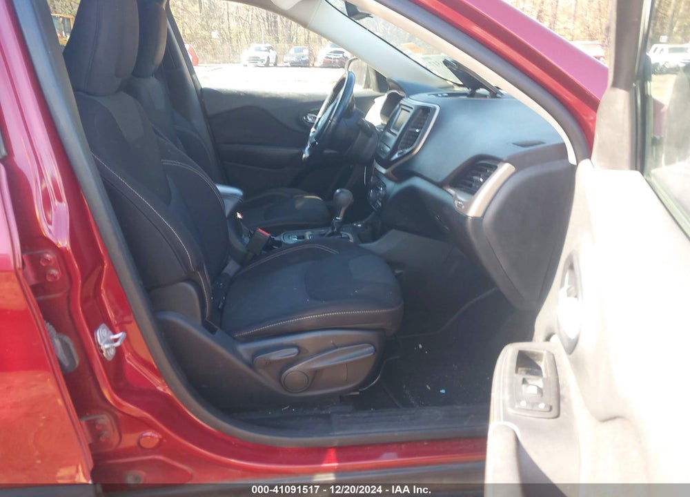 2015 JEEP CHEROKEE LATITUDE VIN: 1C4PJMCB7FW633357