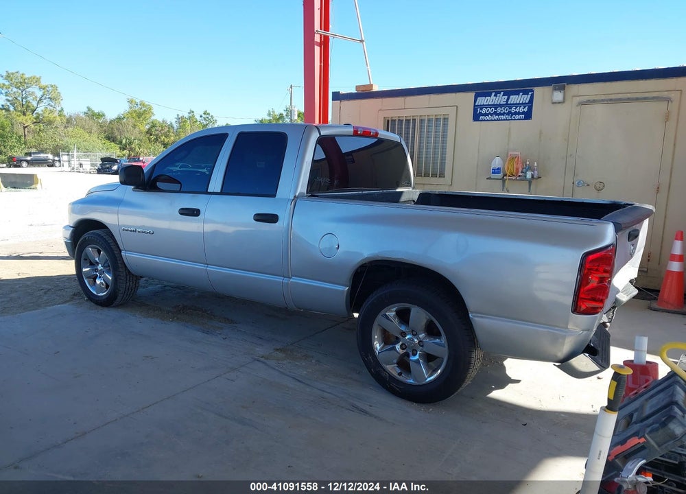 2007 DODGE RAM 1500 SLT VIN: 1D7HA18P17S186823