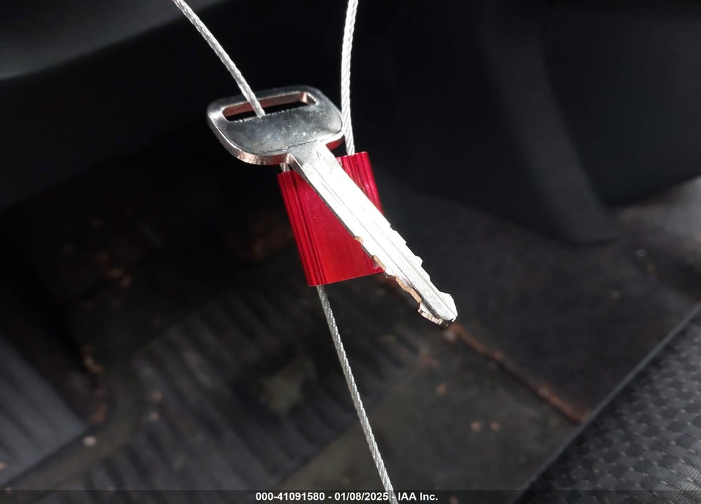 2008 SCION XB VIN: JTLKE50E681021481