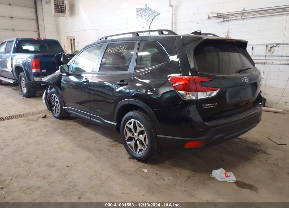 2024 SUBARU FORESTER PREMIUM VIN: JF2SKADC3RH449623