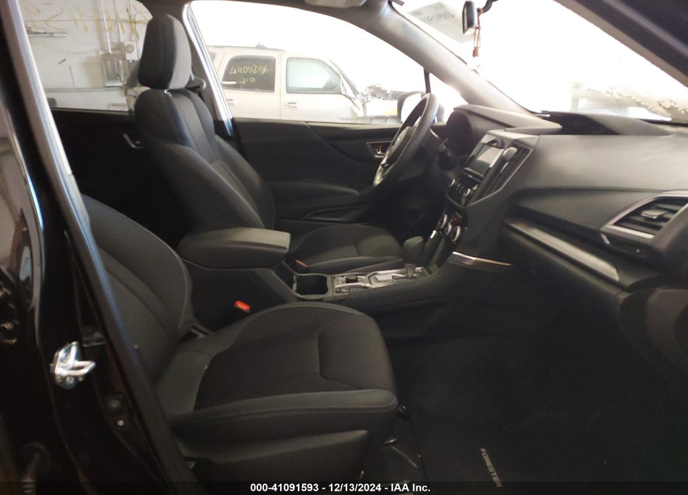 2024 SUBARU FORESTER PREMIUM VIN: JF2SKADC3RH449623