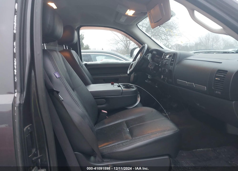 2010 CHEVROLET SILVERADO 1500 LT VIN: 1GCSKSE32AZ153476