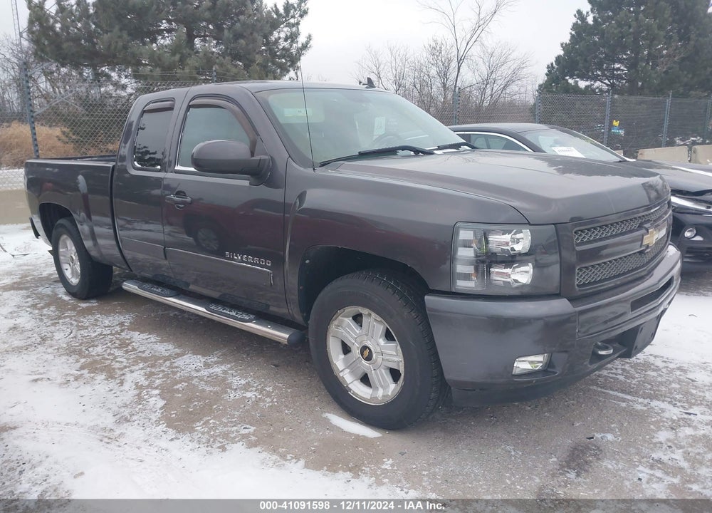 2010 CHEVROLET SILVERADO 1500 LT VIN: 1GCSKSE32AZ153476