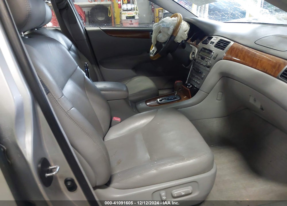 2006 LEXUS ES 330 VIN: JTHBA30G765157653