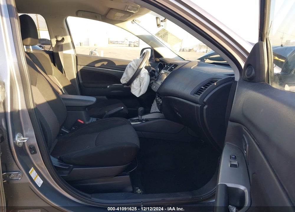2019 MITSUBISHI OUTLANDER SPORT 2.0 ES VIN: JA4AP3AUXKU026789