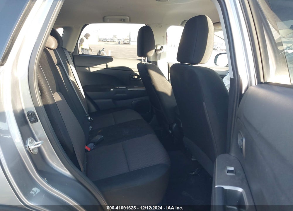 2019 MITSUBISHI OUTLANDER SPORT 2.0 ES VIN: JA4AP3AUXKU026789