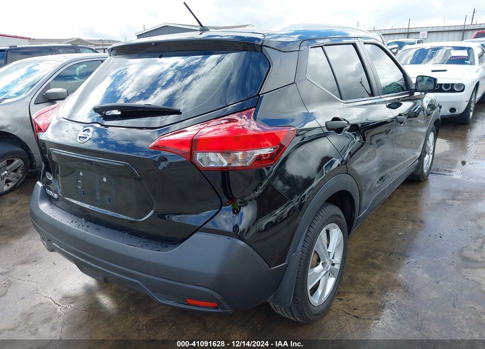 2019 NISSAN KICKS S VIN: 3N1CP5CU5KL563929