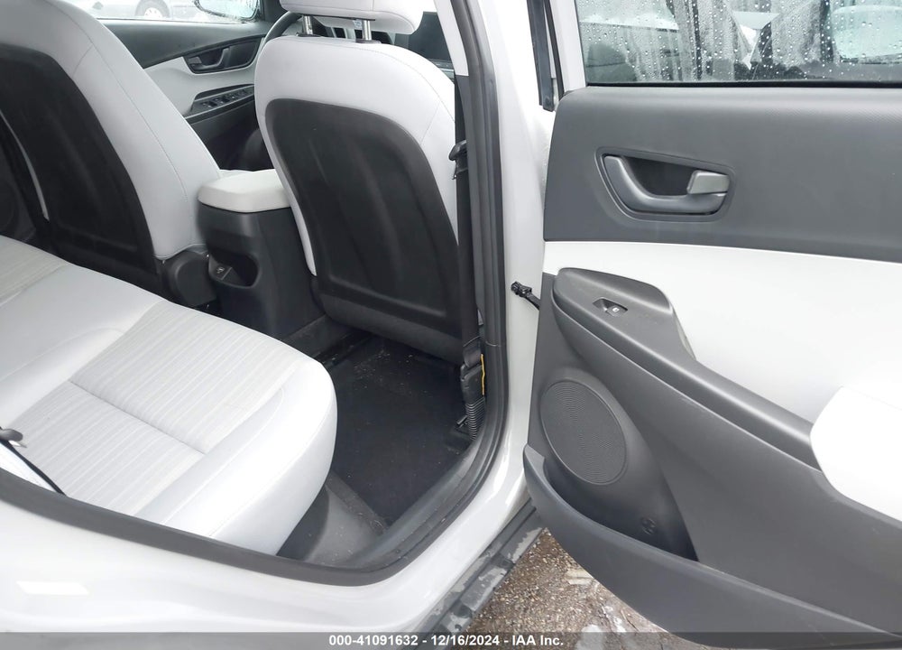 2023 HYUNDAI KONA SEL VIN: KM8K6CAB4PU002941