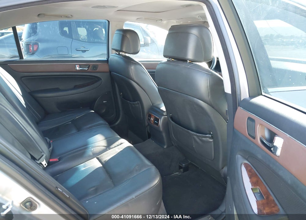 2009 HYUNDAI GENESIS 3.8 VIN: KMHGC46E69U026491