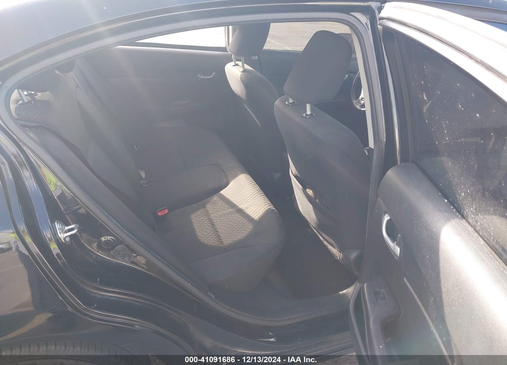 2015 HONDA CIVIC LX VIN: 19XFB2F57FE247521