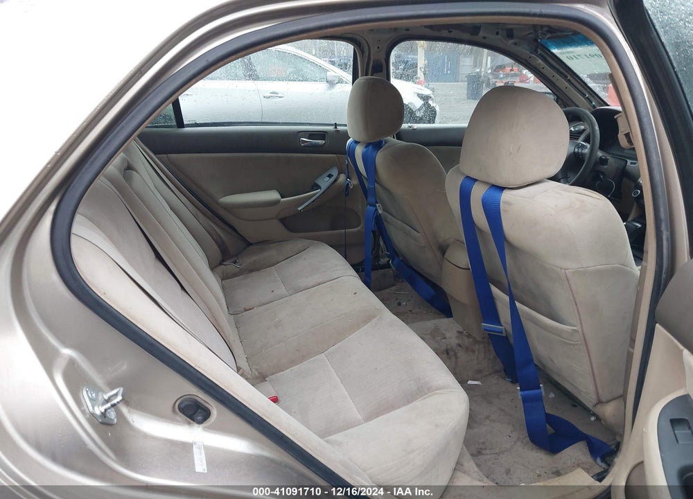 2004 HONDA ACCORD 2.4 LX VIN: 1HGCM56314A048060