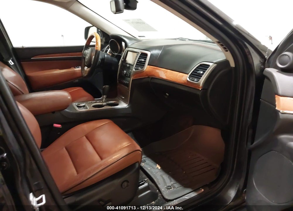 2013 JEEP GRAND CHEROKEE OVERLAND VIN: 1C4RJFCG7DC558187