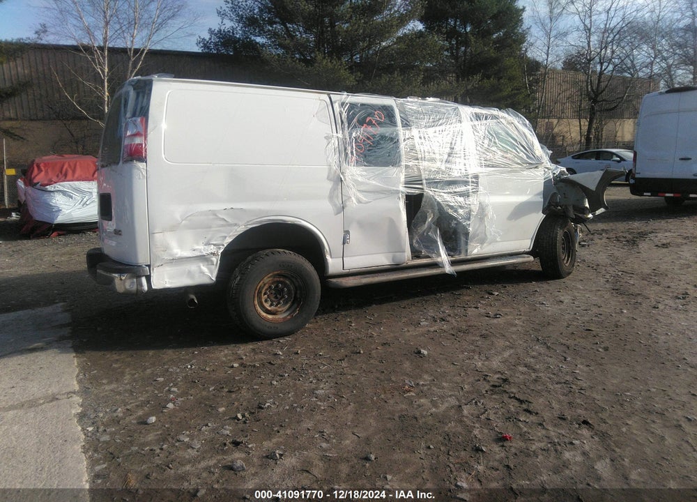 2017 GMC SAVANA 2500 WORK VAN VIN: 1GTW7AFF3H1911937