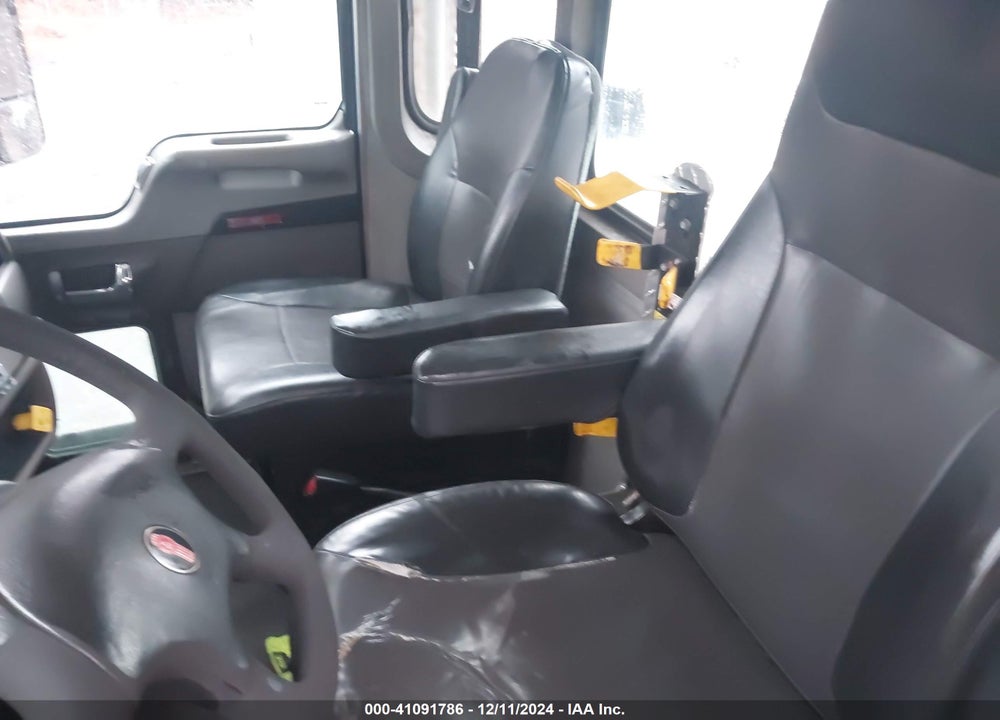 2013 KENWORTH TOW TRUCK T370 VIN: 2NKHHM7X3DM338442