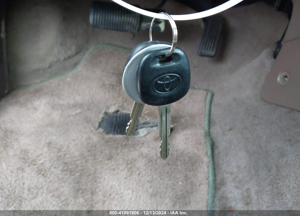 2001 TOYOTA 4RUNNER LIMITED V6 VIN: JT3GN87R710191344