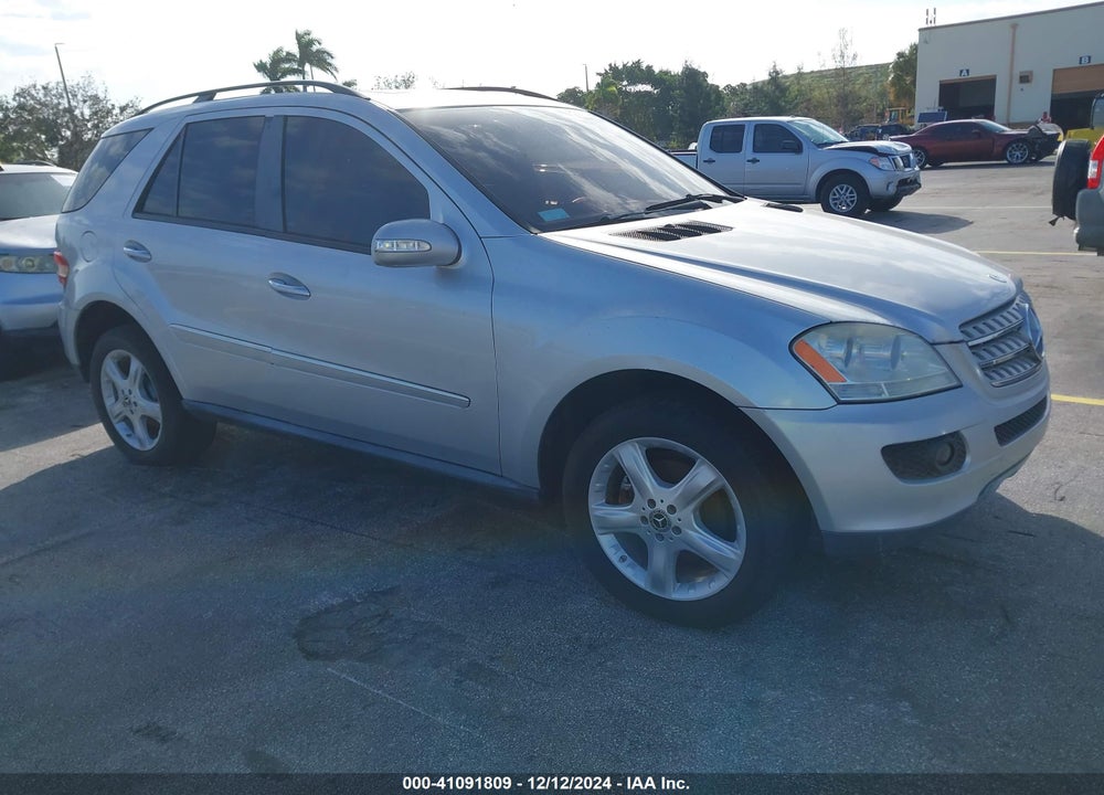 2008 MERCEDES-BENZ ML 350 4MATIC VIN: 4JGBB86E38A374236