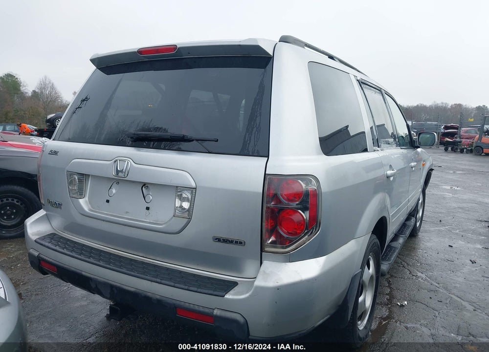 2006 HONDA PILOT EX-L VIN: 5FNYF18606B005757