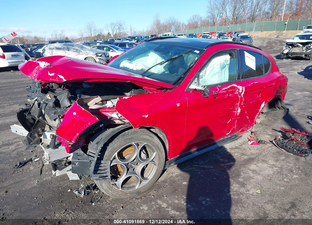 2022 ALFA ROMEO STELVIO TI AWD VIN: ZASPAKBN3N7D24632
