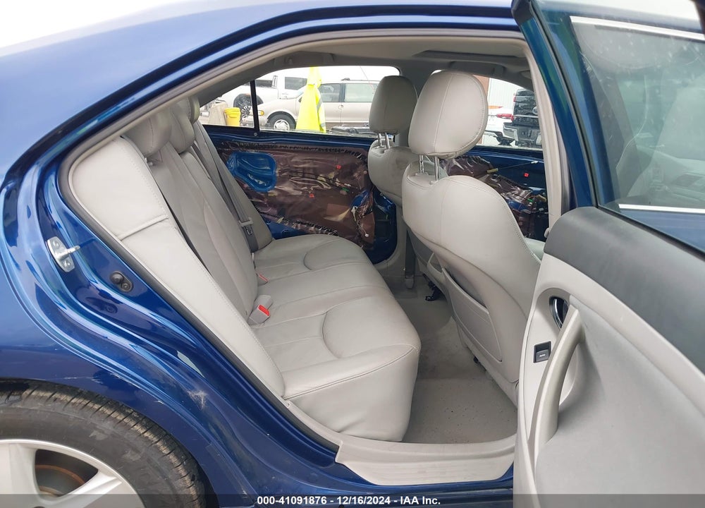 2011 TOYOTA CAMRY SE VIN: 4T1BF3EKXBU626097