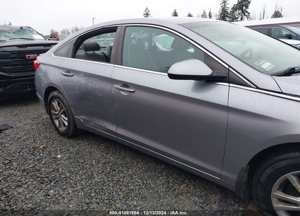 2017 HYUNDAI SONATA SE VIN: 5NPE24AF6HH471465