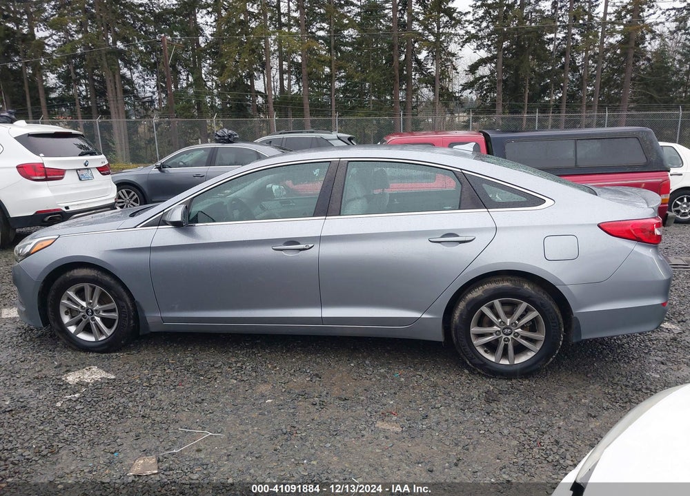 2017 HYUNDAI SONATA SE VIN: 5NPE24AF6HH471465