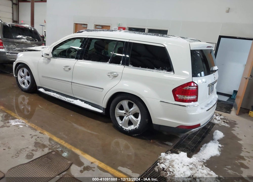 2011 MERCEDES-BENZ GL 450 4MATIC VIN: 4JGBF7BE1BA629235