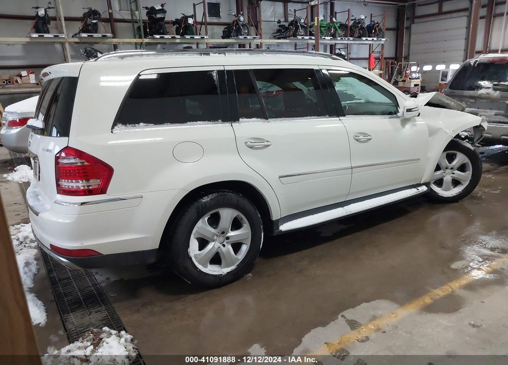 2011 MERCEDES-BENZ GL 450 4MATIC VIN: 4JGBF7BE1BA629235