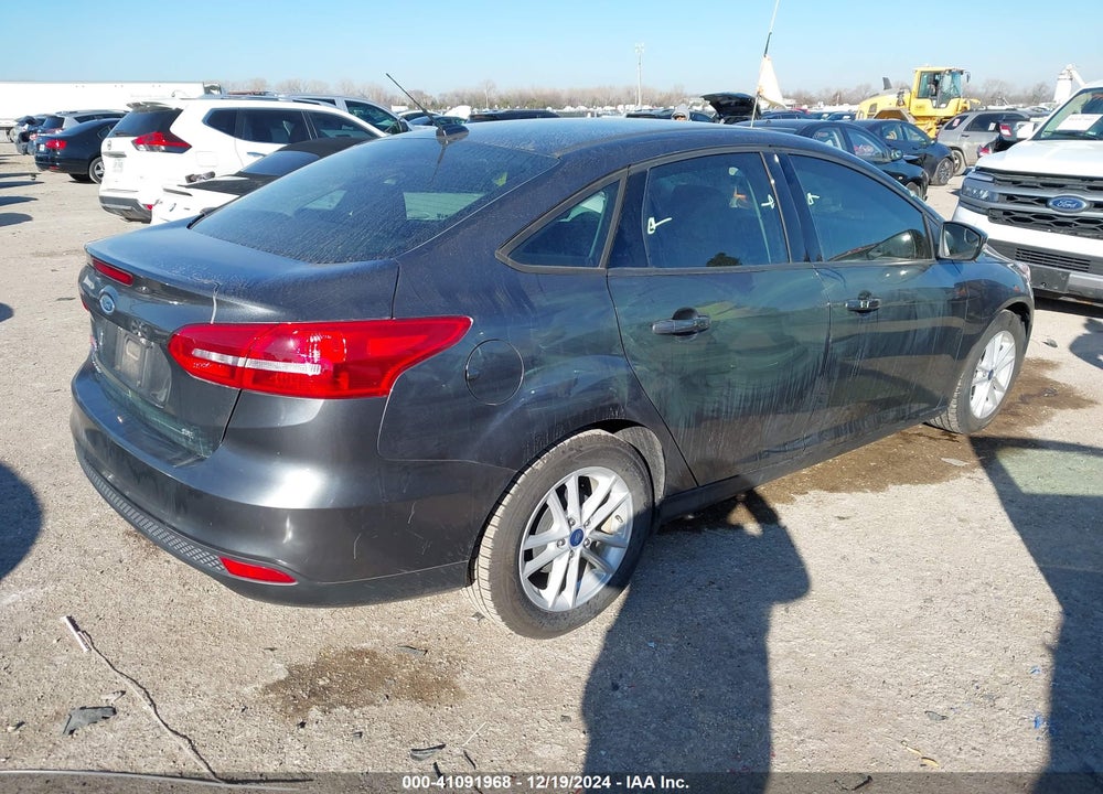 2017 FORD FOCUS SE VIN: 1FADP3F26HL347629