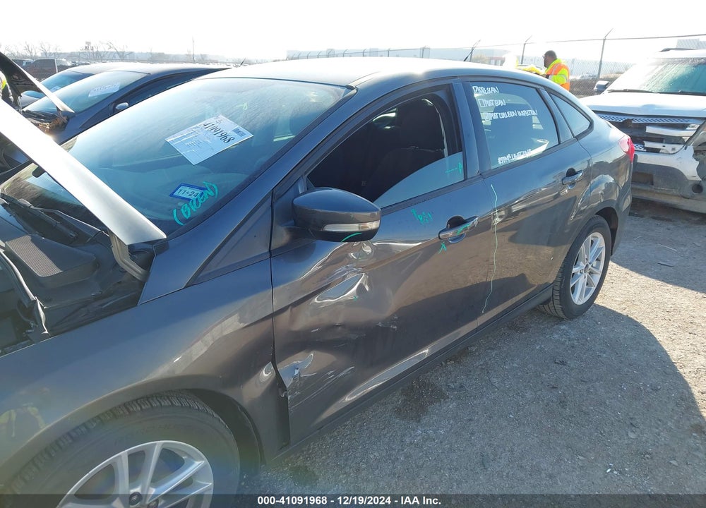 2017 FORD FOCUS SE VIN: 1FADP3F26HL347629