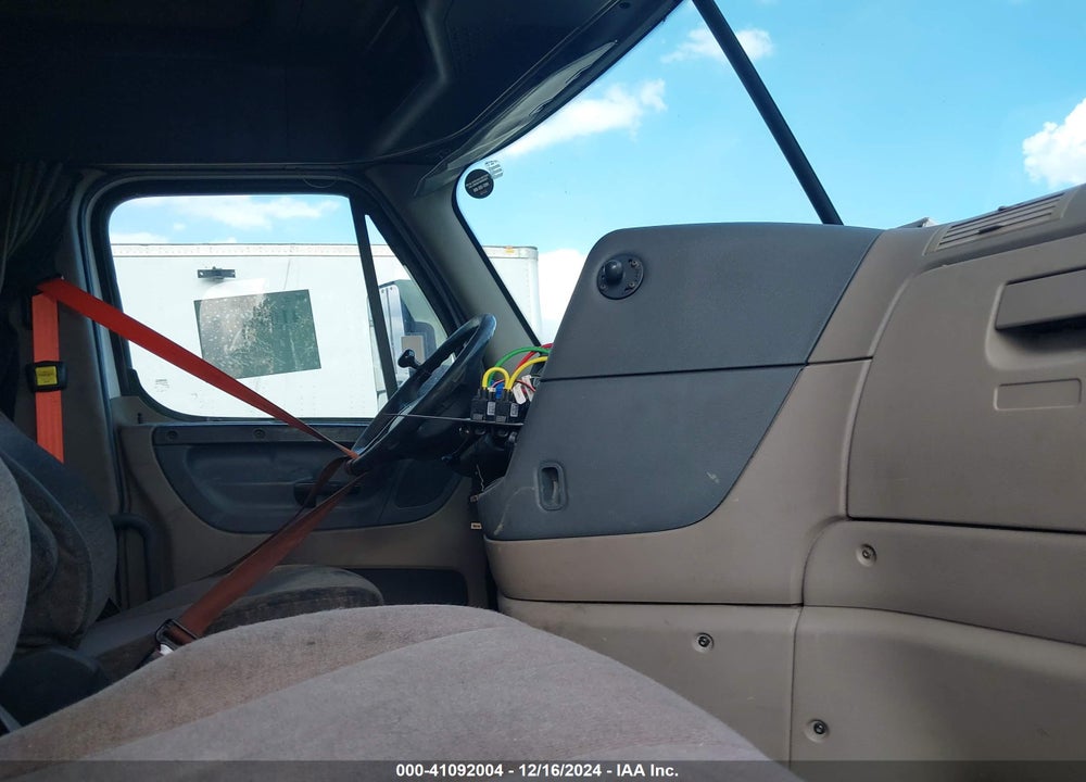 2016 FREIGHTLINER CASCADIA 125 VIN: 3AKGGLD50GSGR6711