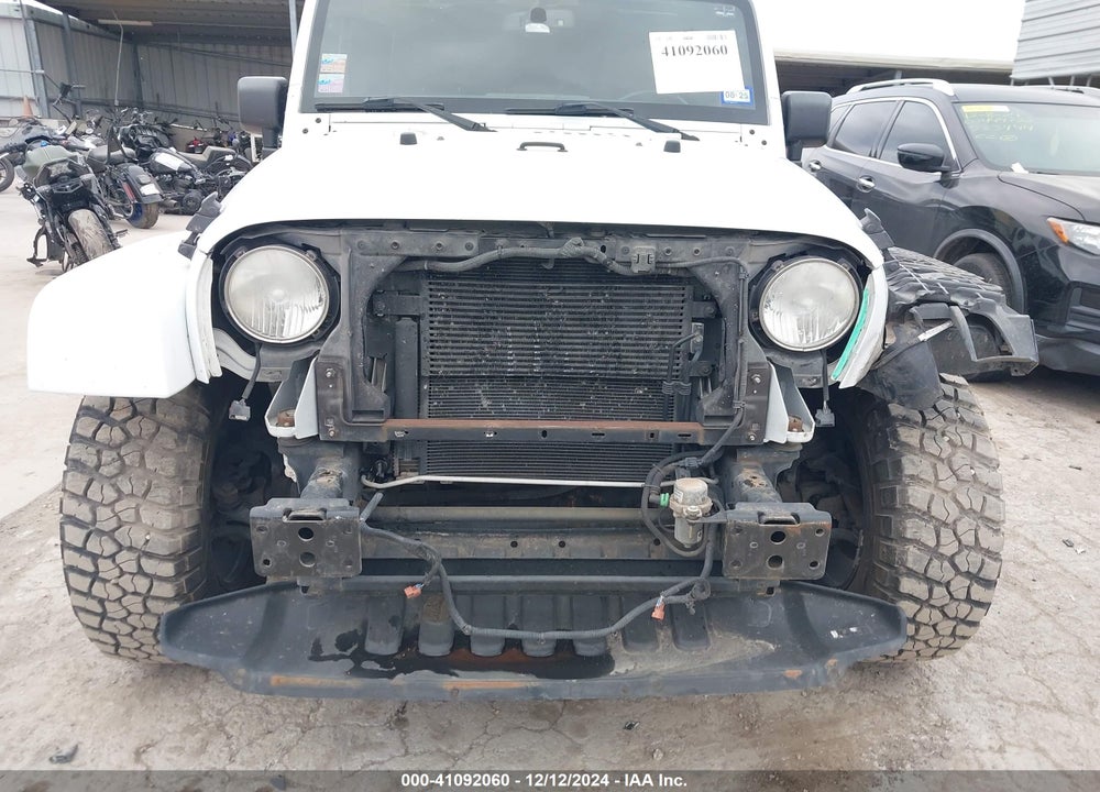 2014 JEEP WRANGLER UNLIMITED SAHARA VIN: 1C4BJWEG7EL259069