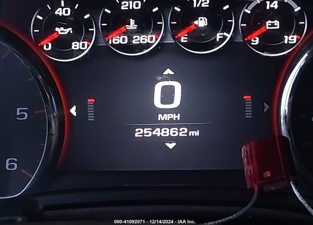 2015 GMC YUKON XL 1500 DENALI VIN: 1GKS2JKJ7FR592391