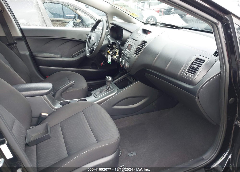 2016 KIA FORTE LX VIN: KNAFK4A64G5487941